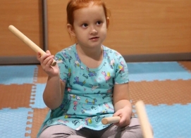 Групповое занятие с элементами логоритмики