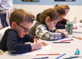 "Речь не появляется из слов - она появляется из контакта, игры..."